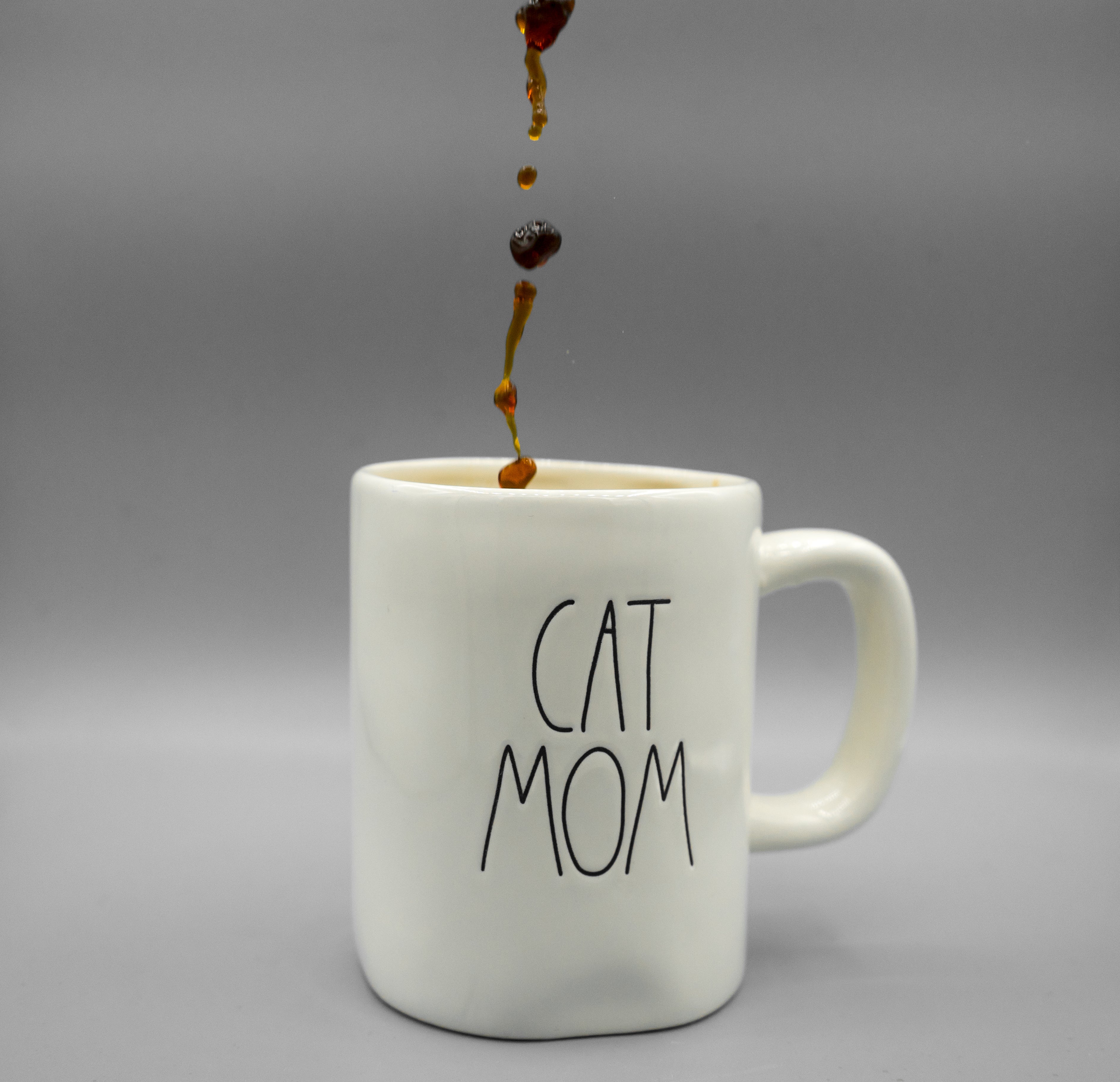 files/cat-mom-coffee-mug.jpg